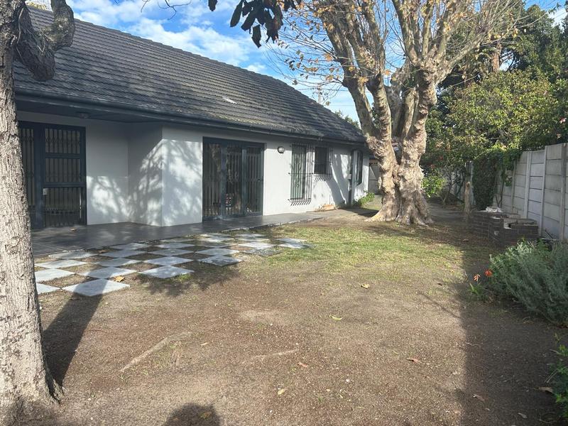 4 Bedroom Property for Sale in Rondebosch Western Cape